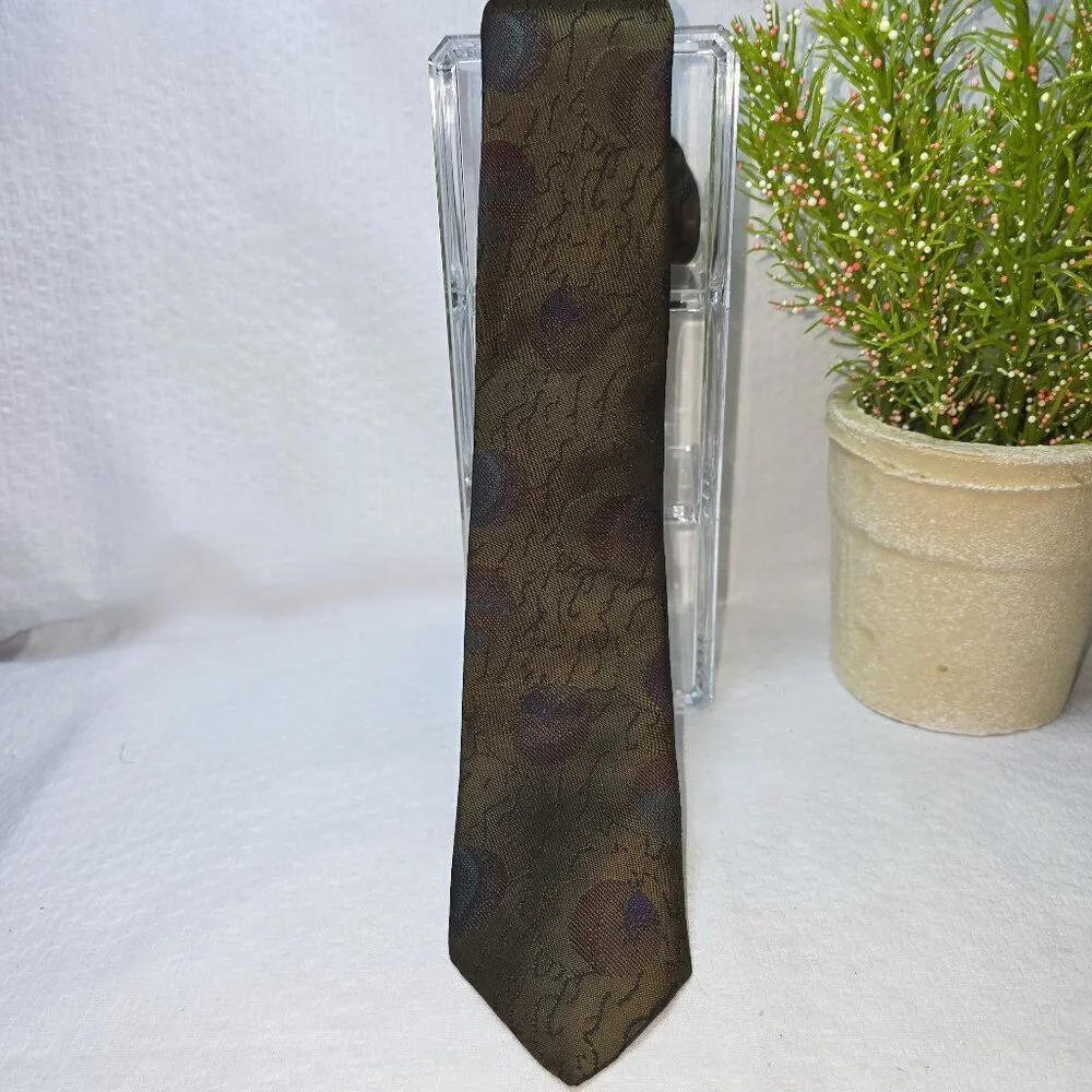 MENS VINTAGE DARK OLIVE GREEN TIE BY FORTE,  BURGUNDY DESIGN, EUC